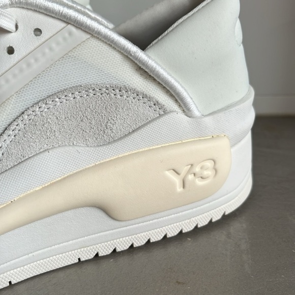 Y-3 Hokori II Core White Ecru Tint Sneakers - Picture 9 of 12
